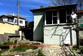 Къща в Габрово, Център
