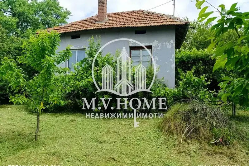 House in област София, Godech