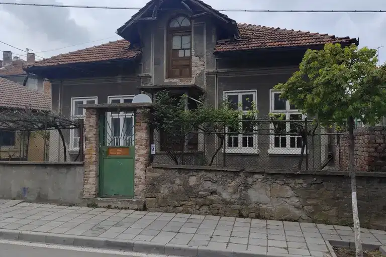 House in Oblast Veliko Tyrnovo, Gorna Oryahovica