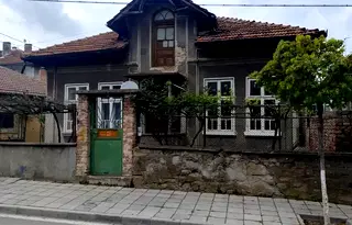 Къща във Велико Търново, Горна Оряховица