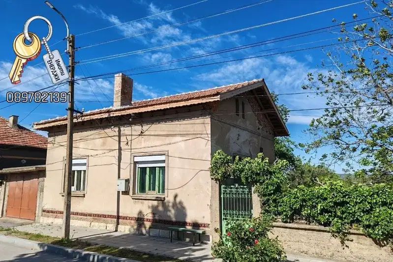 House in Oblast Pleven, Gulyanci