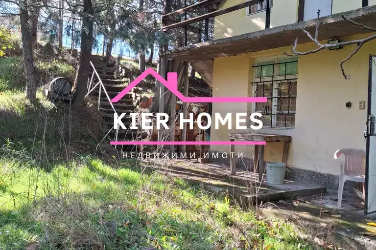 Two-storey villa with terrace in the villa area of Harmanli