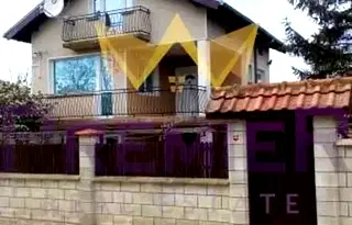 Къща в Добрич, Каварна