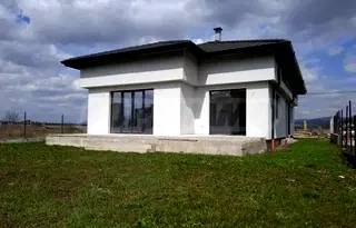 Къща в София, Костинброд