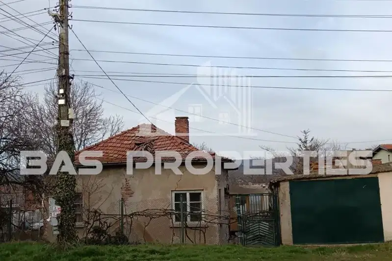House in област София, Kostinbrod