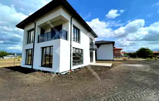 Къща в София, Костинброд