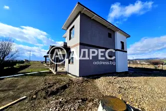 Къща в София, Костинброд