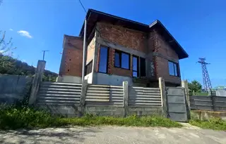 Къща в Кърджали, Прилепци