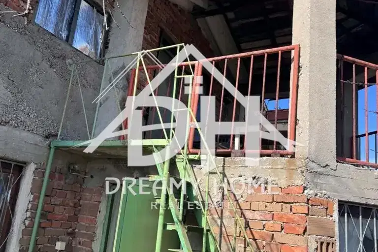House in Kyrdjali, Prilepci