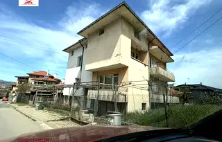 Къща в Кърджали, Веселчане