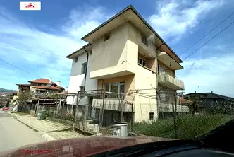 Къща в Кърджали, Веселчане