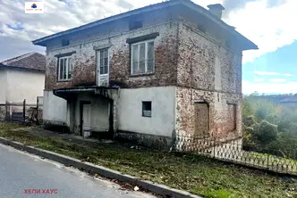 Къща в Благоевград, Мелник