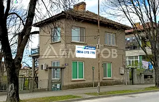 Къща в Шумен, Нови пазар