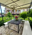 Къща в Бургас, Обзор