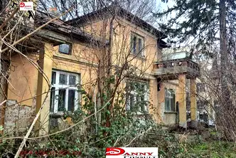 Къща във Велико Търново, Павликени