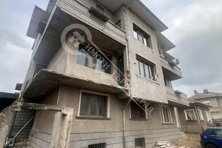 House in Oblast Veliko Tyrnovo, Pavlikeni