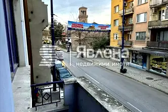 Къща в Пазарджик, Идеален център