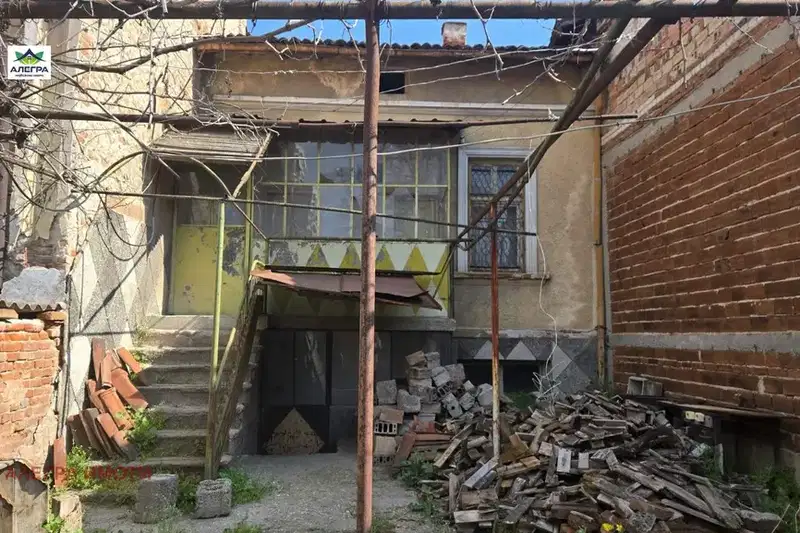 Къща в Пазарджик, Руски