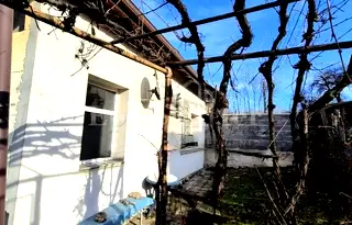 Къща в Перник, Калкас