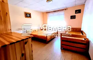 Къща в Пловдив, Перущица