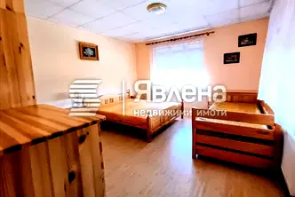 Къща в Пловдив, Перущица