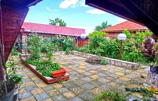 Къща в Пловдив, Перущица