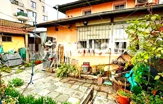 Къща в Пловдив, Център