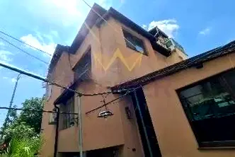Къща в Пловдив, Център