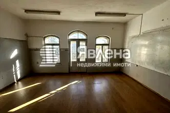 Къща в Пловдив, Център