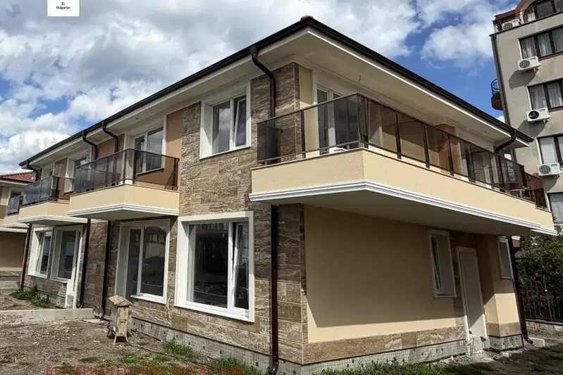 Къща в Бургас, Поморие