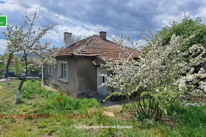 House in Oblast Pernik, Radomir