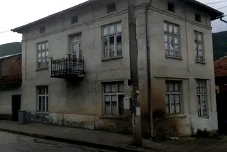 Къща в Кюстендил, Рила