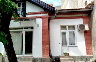 Къща в Русе, Център