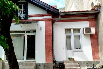 Къща в Русе, Център