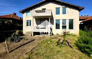 Къща в Русе, Широк център