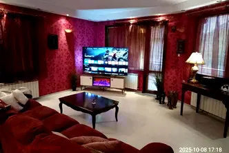 Къща в Русе, Широк център