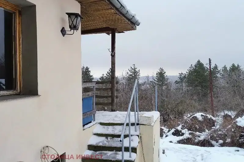 House in Ruse, 9-Ti Kilometyr