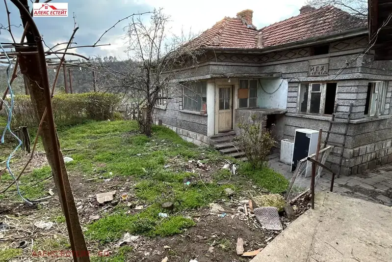 House in Ruse, Sredna Kula