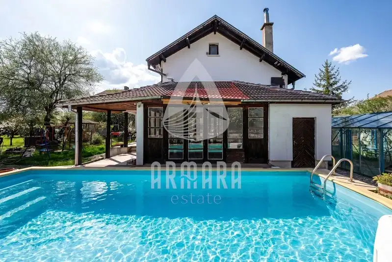 House in област София, Aprilovo
