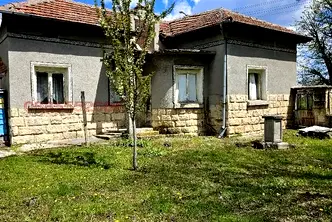 Къща в Русе, с. Батишница