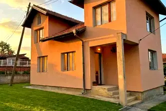 Къща в Перник, с. Бегуновци