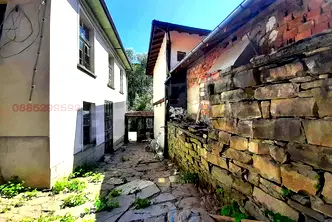 Къща в Ловеч, с. Бели Осъм