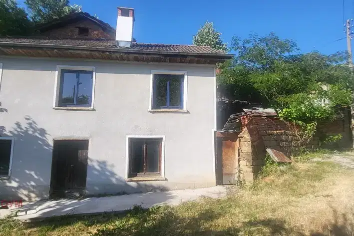 House in Oblast Lovech, Belish