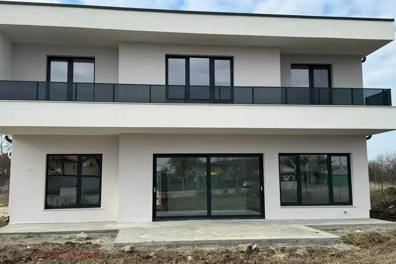 House in Oblast Plovdiv, Benkovski