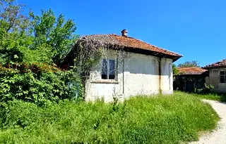 Къща във Велико Търново, с. Благоево