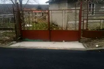 Къща във Варна, с. Близнаци