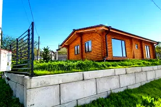 Къща във Варна, с. Близнаци