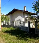 Къща в Русе, с. Божичен