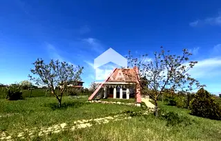 Къща в Добрич, с. Божурец