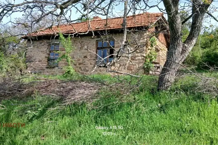 House in област София, Bov